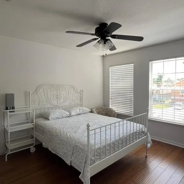 The Mahal, hotel en Sanford