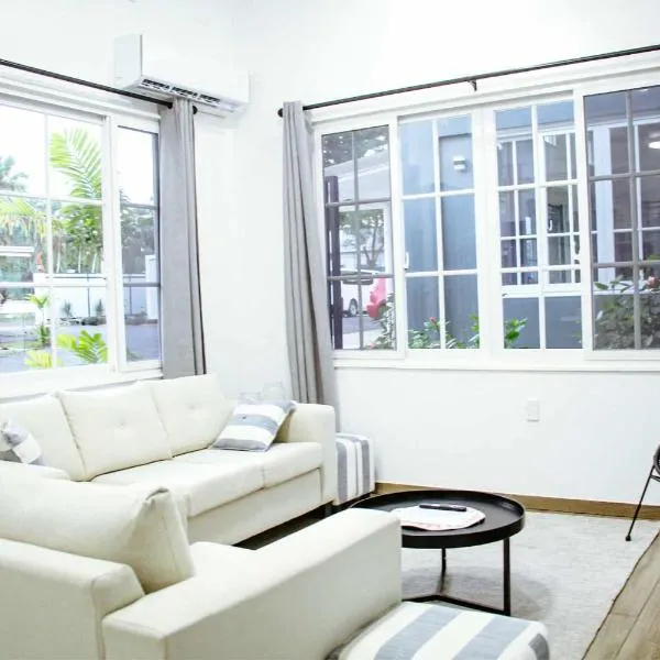 The Village Getaway- 2 Bedroom with luxury comfort and convenience, hotel in Apia