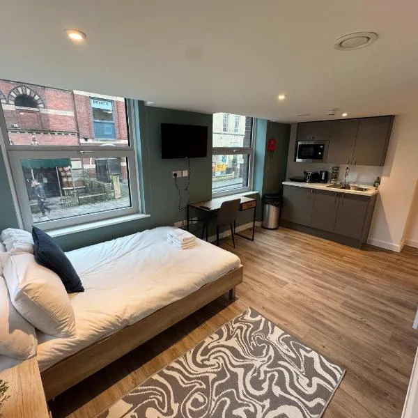 Studio Flat Close to Queen Square - Flat 2B, hotel i Bristol