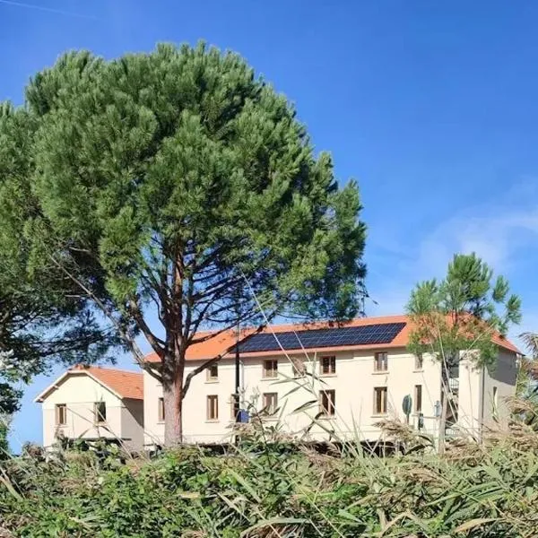 Les Logis du Port Suites & Spa - Climatisation -Port Canal Montauban, hotel em Montauban