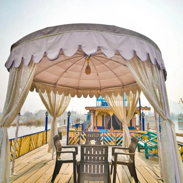 Dolphin houseboat, hotel u gradu 'Srinagar'