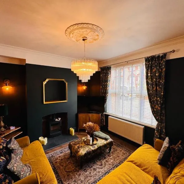 Spacious 3 bedroom house - Brecon Beacons - HERITAGE TOWN, hotel v destinaci Blaenavon