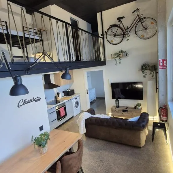 A4 Nuevo Impresionante Apartamento Industrial wifi gratis hasta 4 os encantará, hotel en Valencia