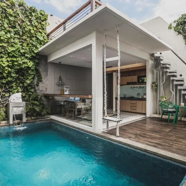 Ayona Villa Seminyak by Ini Vie Hospitality, Hotel in Seminyak