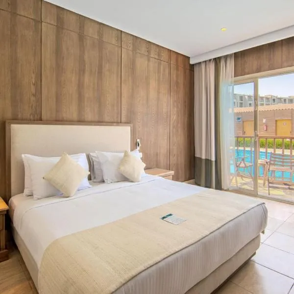 Sunrise Solara Aqua park Resort, hotel v mestu Banī Ghālib