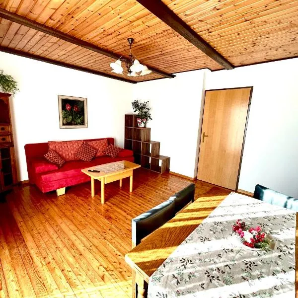 Villa Natalie - Panorama Apartment 2 mit Bergblick, Semmering, hotel a Semmering