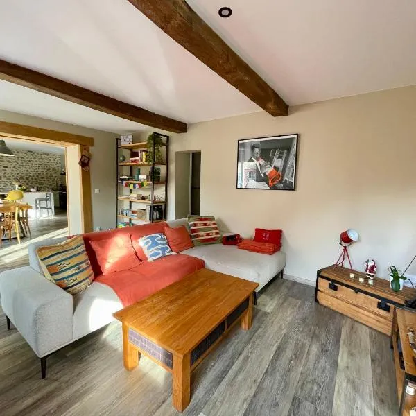 Maison de Campagne aux pieds des Pyrénées: Lanne şehrinde bir otel