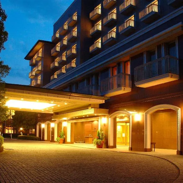 Okura Akademia Park Hotel, hótel í Kisarazu
