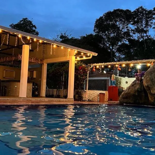 Finca Turística VILLA NELLA, ξενοδοχείο σε Acacías