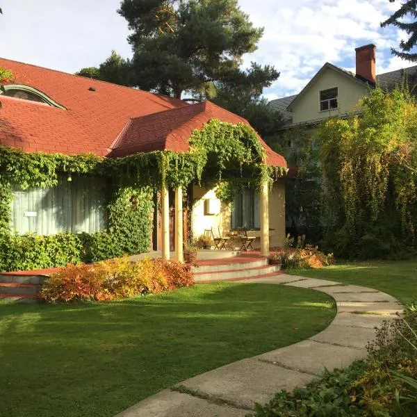 Mistisos Place Vacation Rentals, ξενοδοχείο σε Nelson