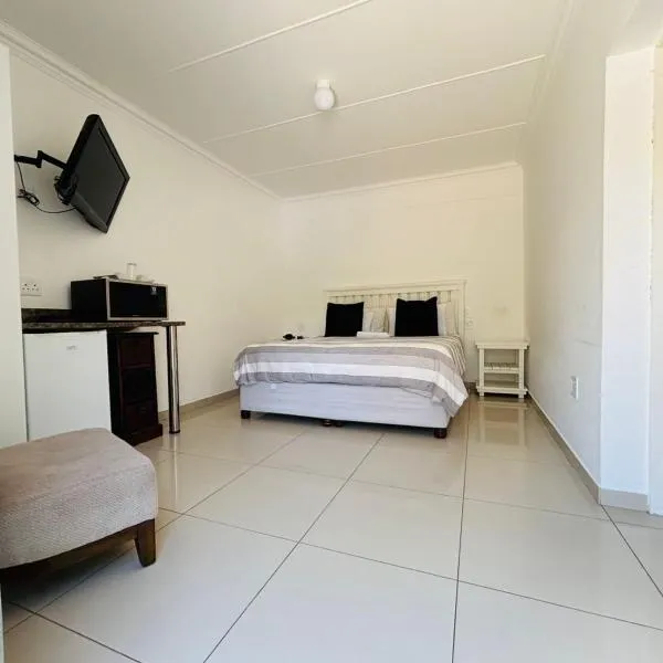 Lulo guest house, hotel Mthathában