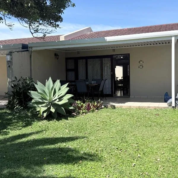 Aloha Sands Scottburgh, hotel i Scottburgh