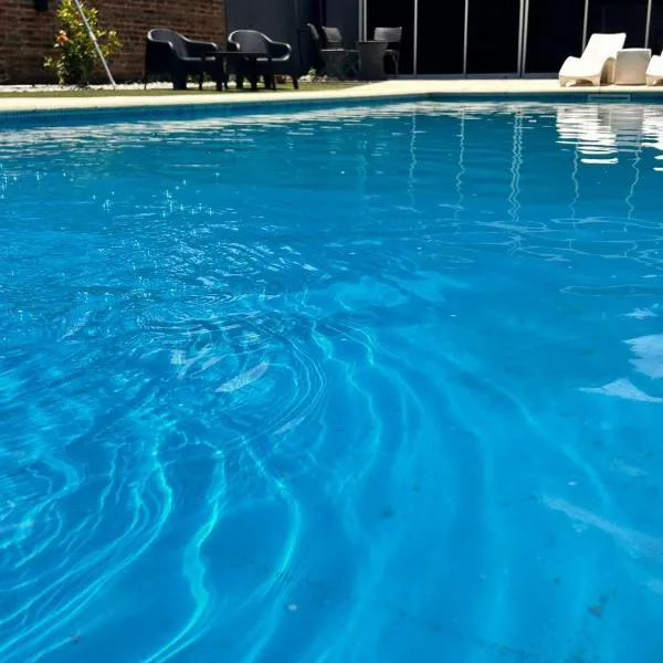 Residencia Dos Soles 2.0, hotel em Resistência