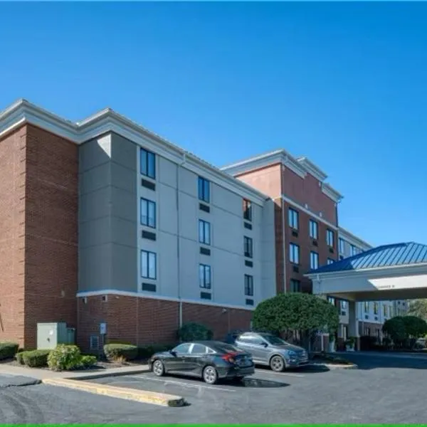 Holiday Inn Express Hotel & Suites Columbus Airport by IHG, hôtel à Gahanna