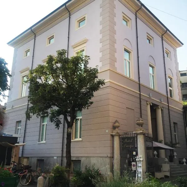 Hotel Europa Varese, מלון בוארזה