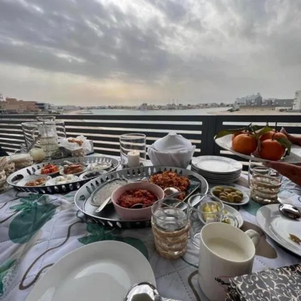Luxury B3 Chalet COMO: Al Khīrān şehrinde bir otel