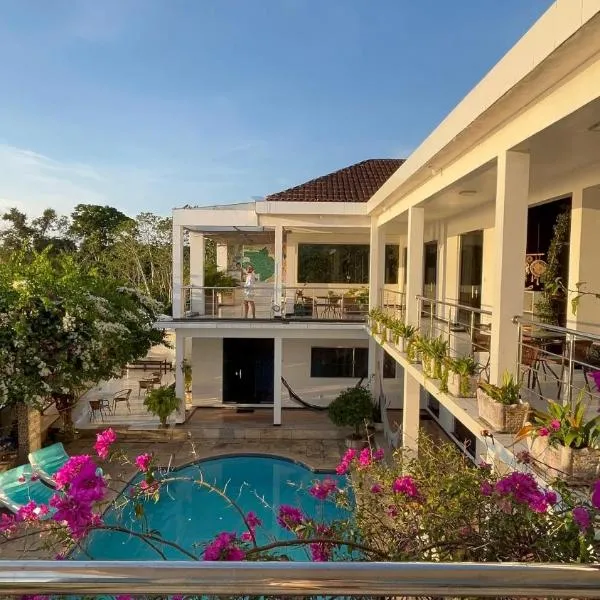 LA VITRINE Hotel、サン・ガブリエル・ダ・カショエイラのホテル