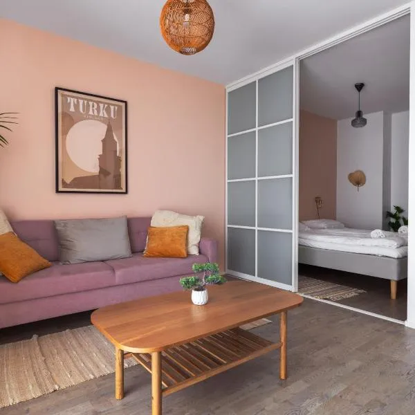 Serene Escape in central Turku, ξενοδοχείο στο Τούρκου