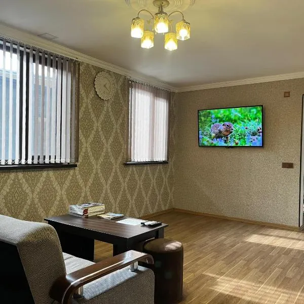 Ganja Apartment, хотел в Ганджа