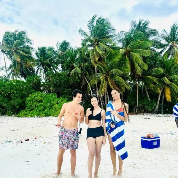 Blue Wave Hotel Maldives - Book FB a week gets a free excursion, hotel em Kudahuvadhoo