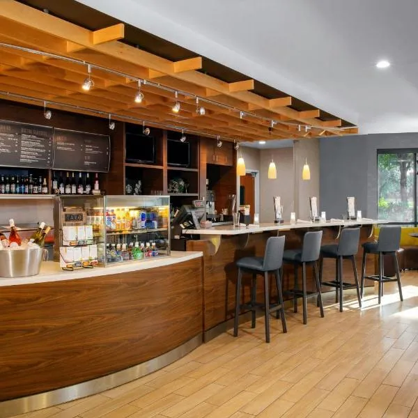 Courtyard by Marriott Jacksonville I-295/East Beltway, hotelli kohteessa Jacksonville