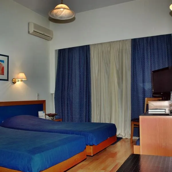 Hotel Elena, hotel v destinaci Lamía