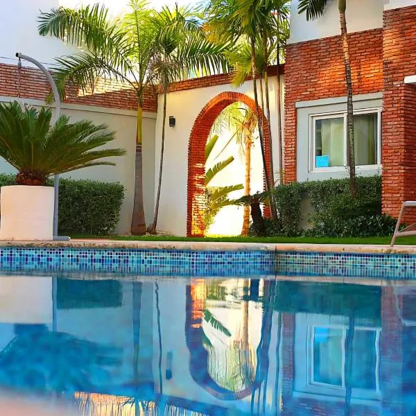 PASSION DEL CARIBE - CORAL VILLAGE 1 - modern and fully equipped apartments & suites in residence with pool and 24 hour security, close the beach, shops, bars, restaurants & entertainment، فندق في بونتا كانا