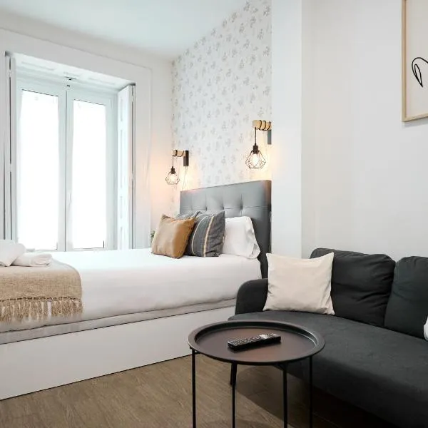 Apartamentos Fuencarral, hotel em Madri