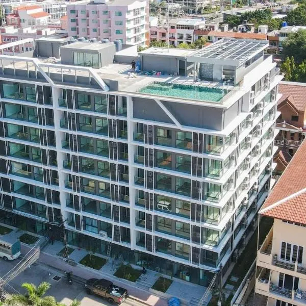 Cozy Condo with Swimming Pool, Gym, Sauna, Great Location, Near Beach, Easy Transport - Guest Friendly, hotel en Sur de Pattaya