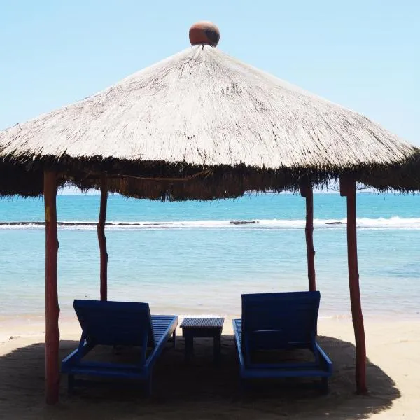 Hotel Robinson Plage, hotel in Lomé