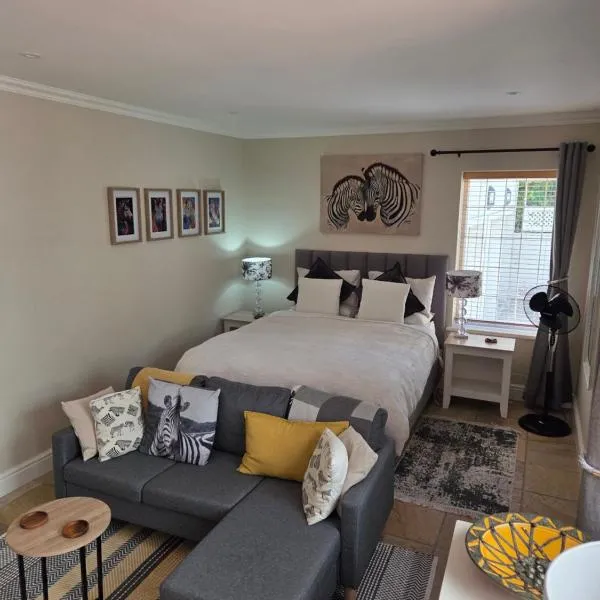 Striped Horse Guest House - Kenilworth Upper, hotel in Cape Town