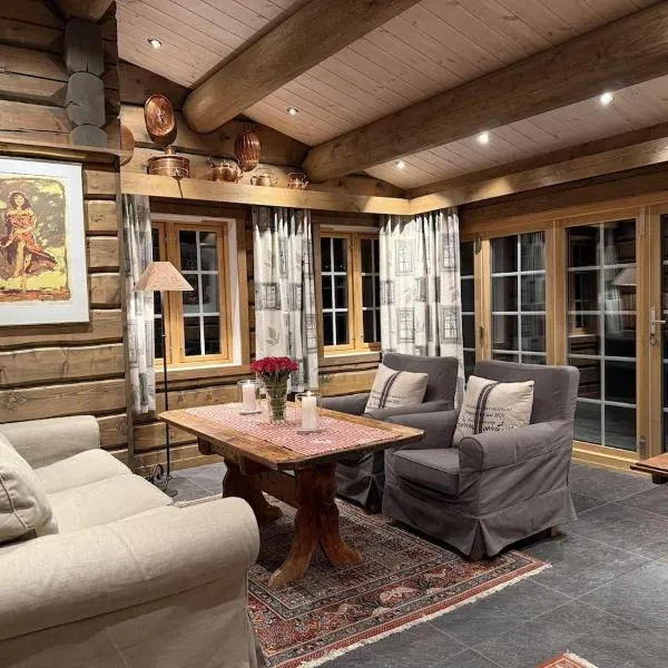 Large cottage with beautiful view in Trysil, khách sạn ở Trysil