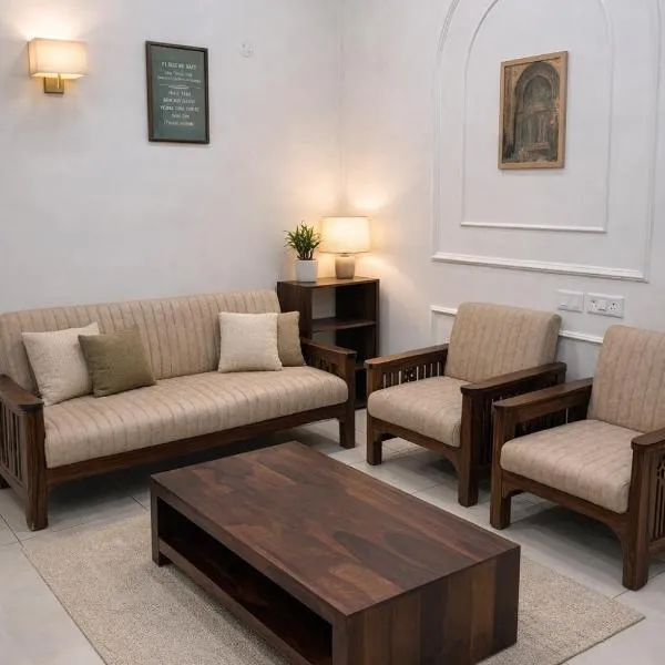 Guest Stay Inn 1BHK, hotel em Zirakpur