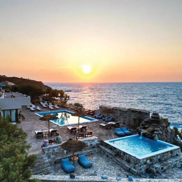 Cavos Bay Hotel & Studios, hotel em Armenistis