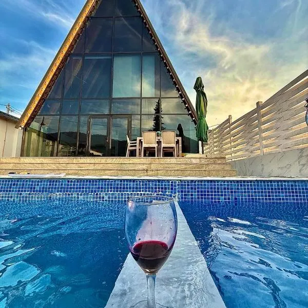 Skyview A-Frame Chalet, hotel em Gabala