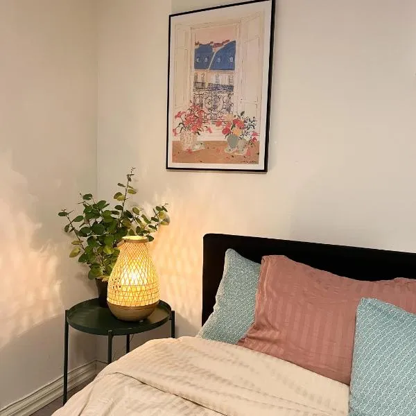 Skolmästarevägen Åldersgräns 30, Hotel in Falun