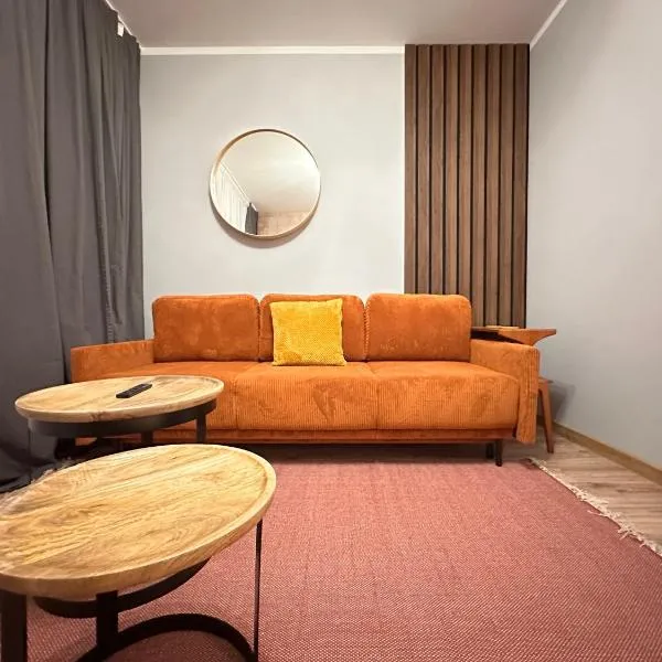 MOMOapart - by The Odra River - PARKING FREE, hotel em Breslávia