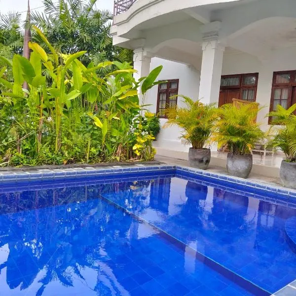 Merry's House canggu, hotel em Canggu