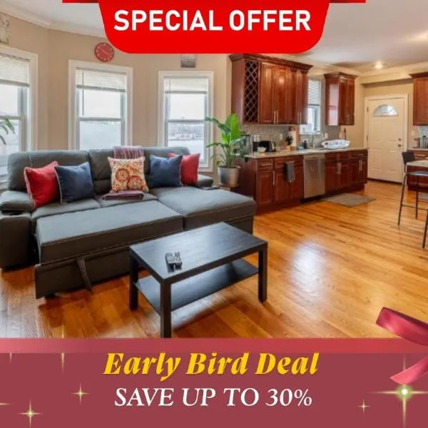 90 - 4BR Dorchester - Sleek Apt near Marina Bay โรงแรมในบอสตัน