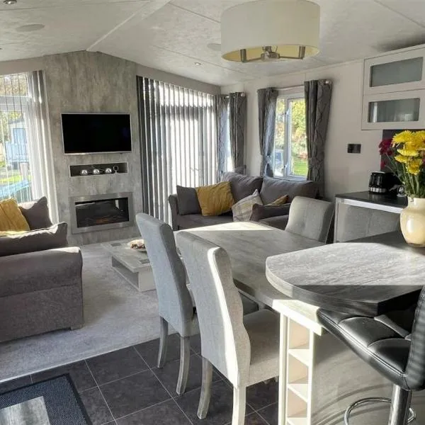 Poppy – hotel w mieście Ferndown