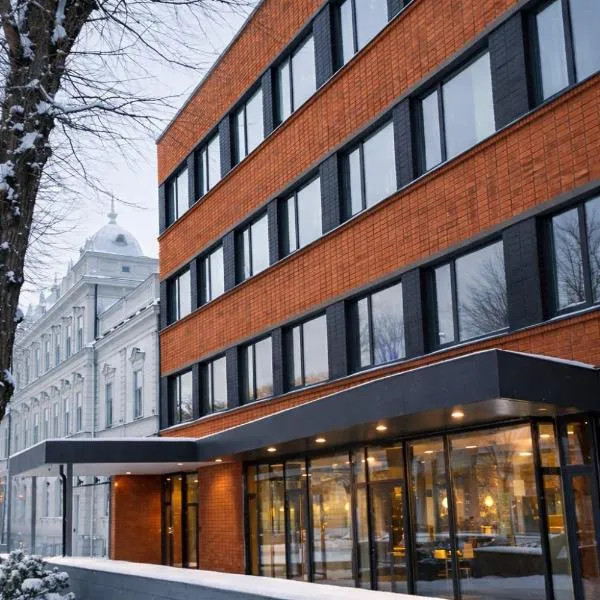 Roze Kurmajas Hotel, hotelli kohteessa Liepāja