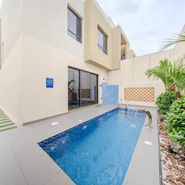 3BR Amazing Villa - Private Pool - 3WC - BBQ Pit, готель у Шарджі