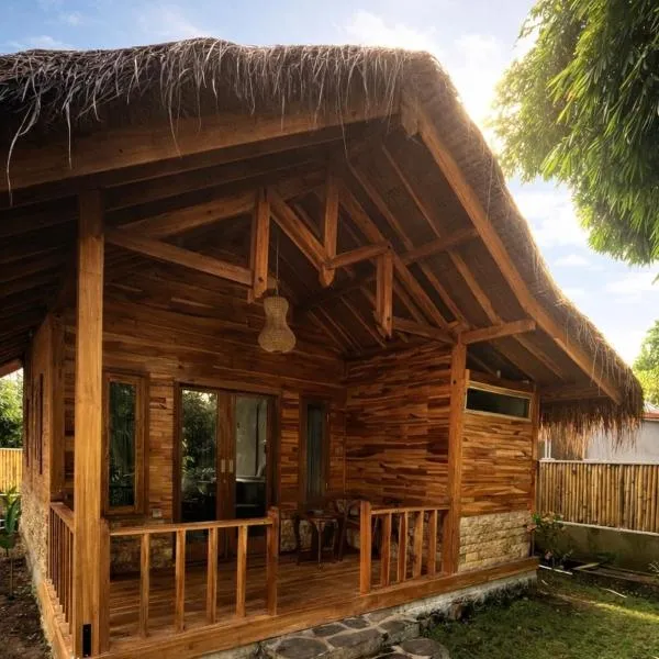 Beda gaya ecolodge Rangsot 3, hotelli kohteessa Tanjung