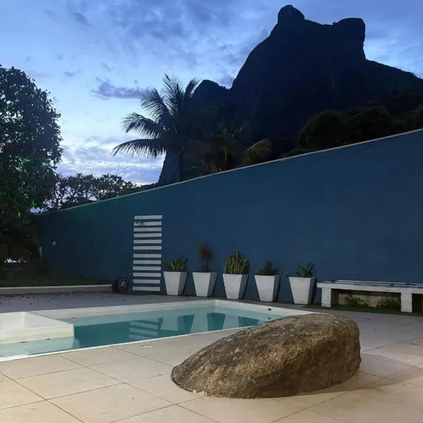 Casa Caminho do Meio, hotel in Rio de Janeiro