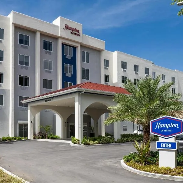 Hampton By Hilton Saint Thomas, hotel em Charlotte Amalie
