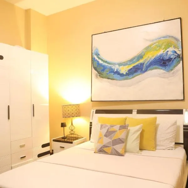 The Mosaic Tower, hotel sa Maynila