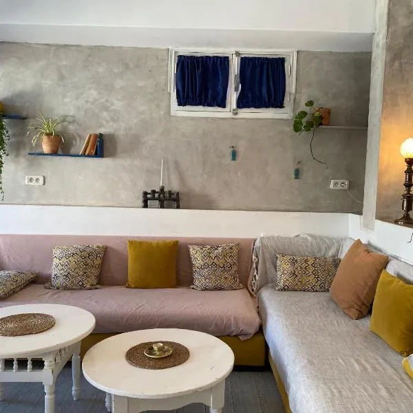 Birdhouse Sidi Bou Said, hotel sa Dar Mimoun Bey
