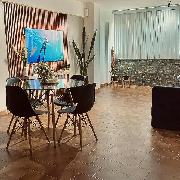 Lecheria con vista al mar, hotel em Morro de Barcelona