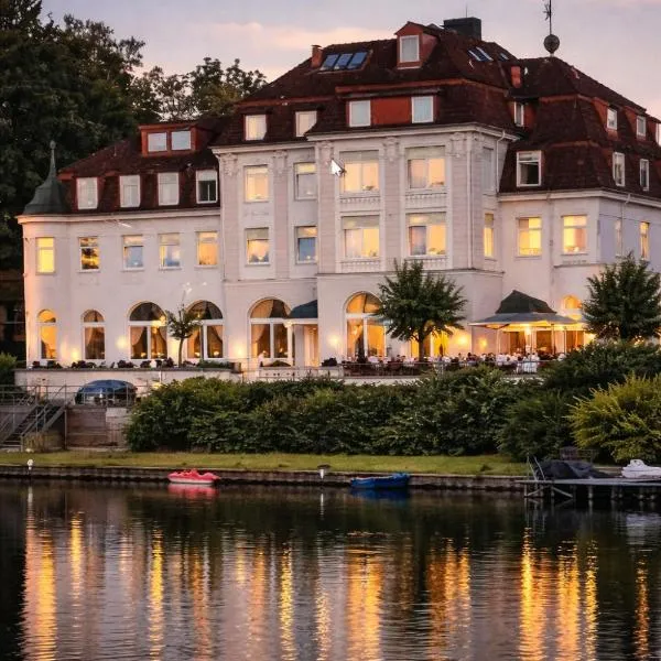 See Schlosshotel am Kellersee, hotel Eutinban