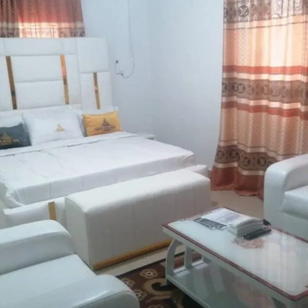 Calabar में, होटल Lincoln royal hotel